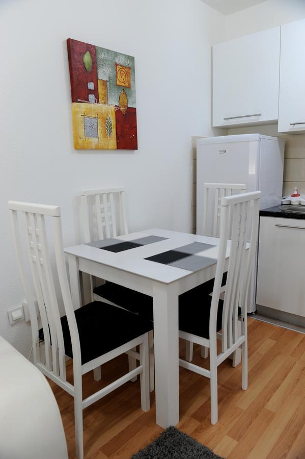 Central Deluxe Apartments Ohri Dış mekan fotoğraf
