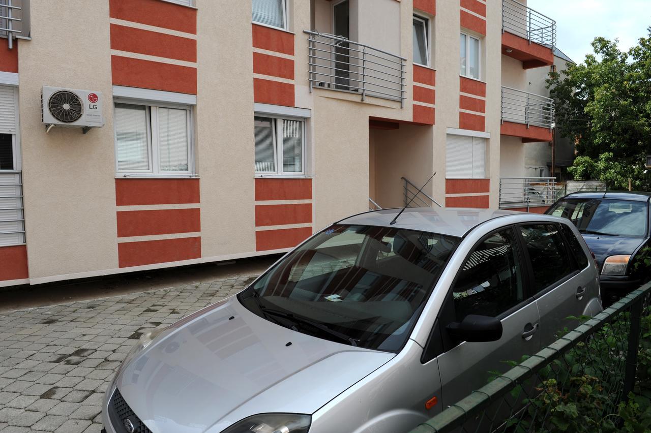 Central Deluxe Apartments Ohri Dış mekan fotoğraf