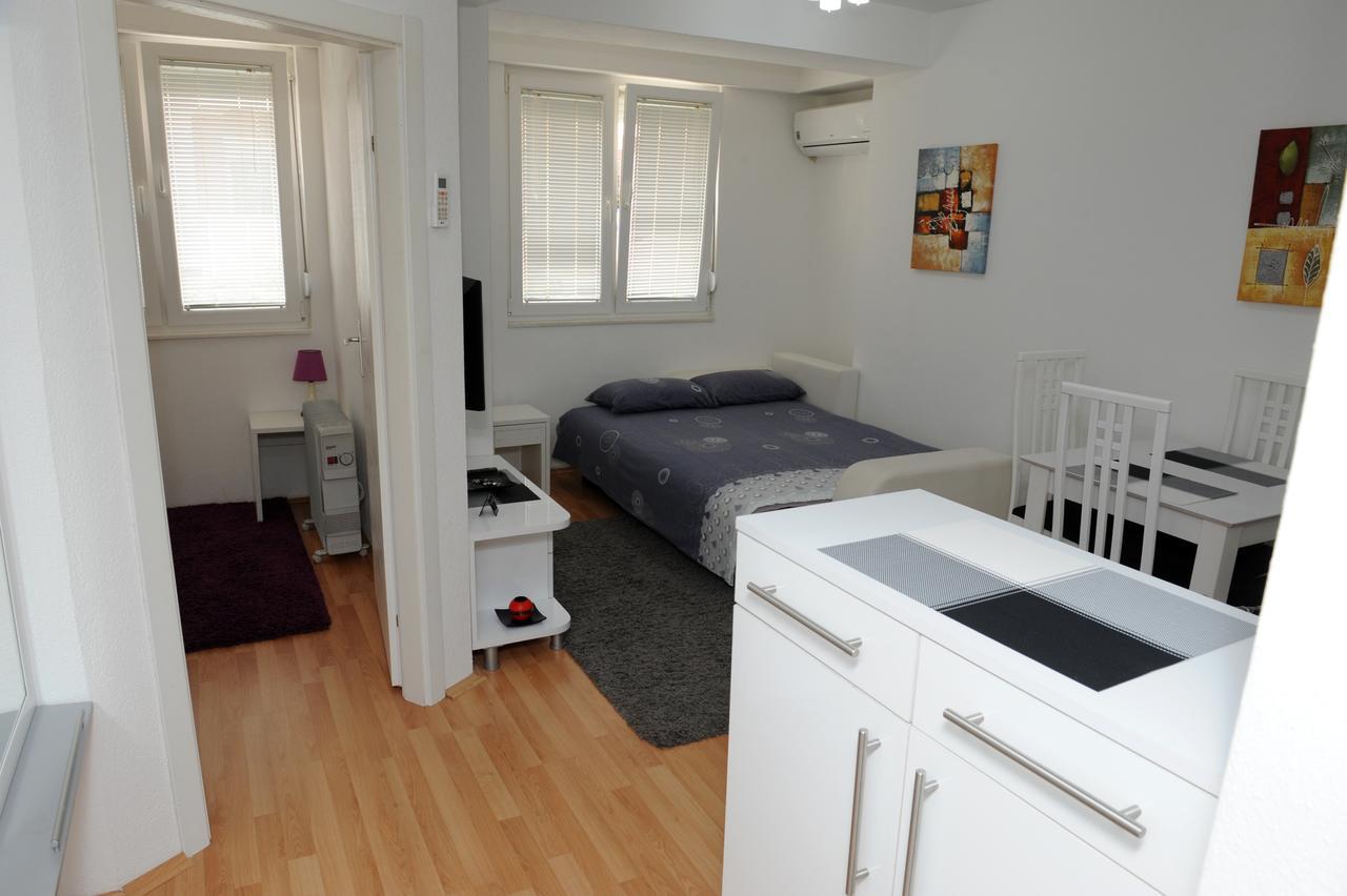 Central Deluxe Apartments Ohri Dış mekan fotoğraf