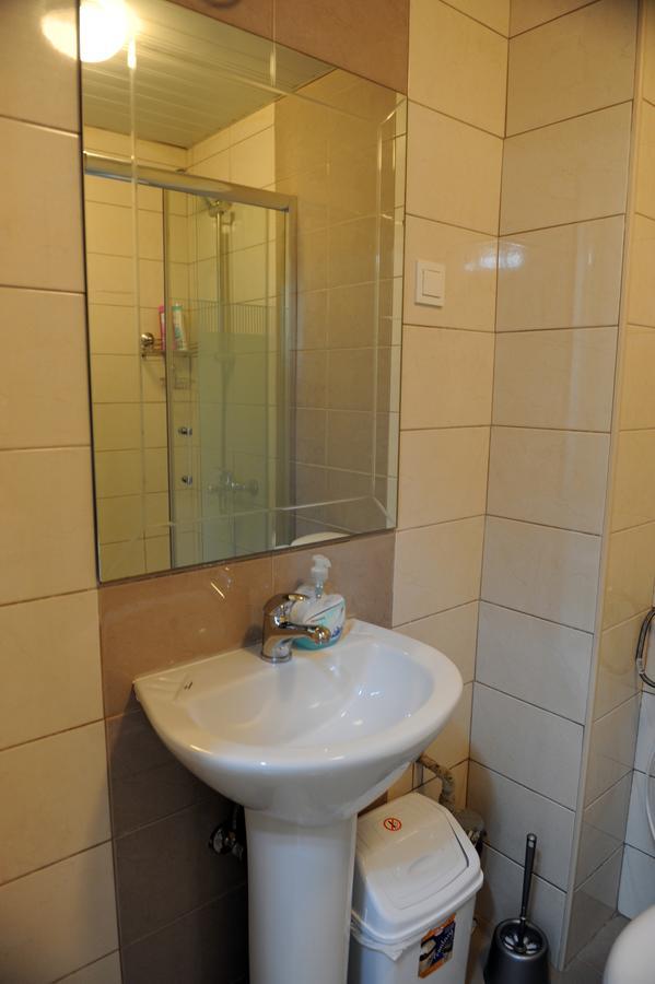 Central Deluxe Apartments Ohri Dış mekan fotoğraf