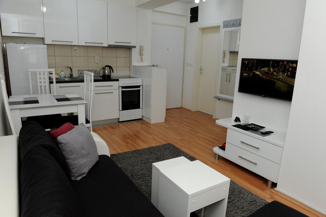 Central Deluxe Apartments Ohri Dış mekan fotoğraf