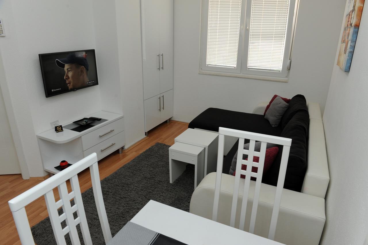 Central Deluxe Apartments Ohri Dış mekan fotoğraf